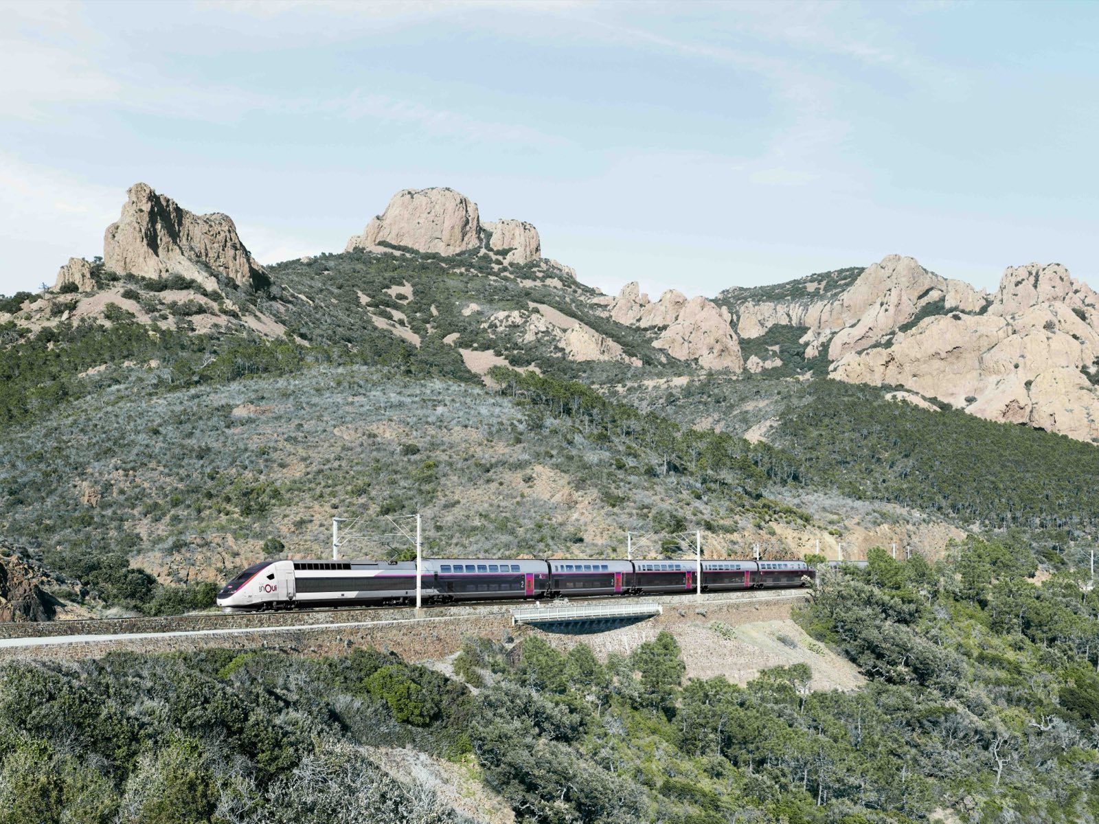 TGV INOUI en gare